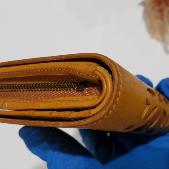 Genten Cutwork Yellow Leather Zipper Coin Purse Wallet 4 x 3.75 Inch - Stylish - Picture 6 of 13